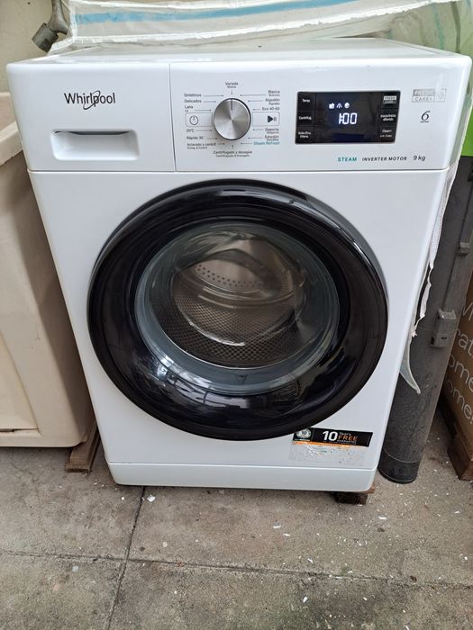 Máquina de lavar roupa Whirpool 9kg