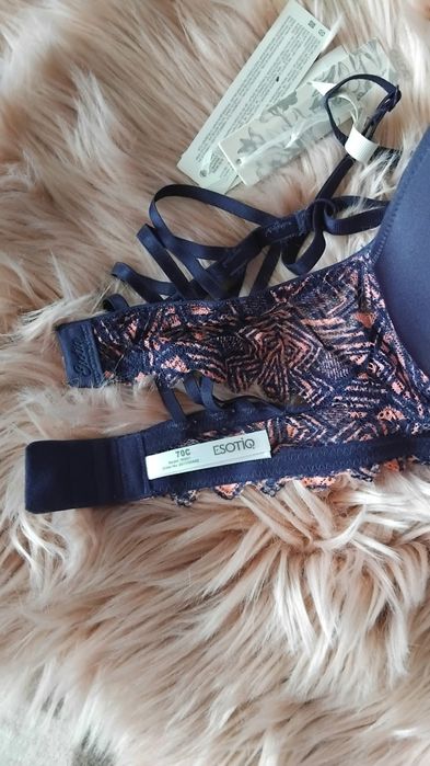 Biustonosz push-up Esotiq rozm. 70 B