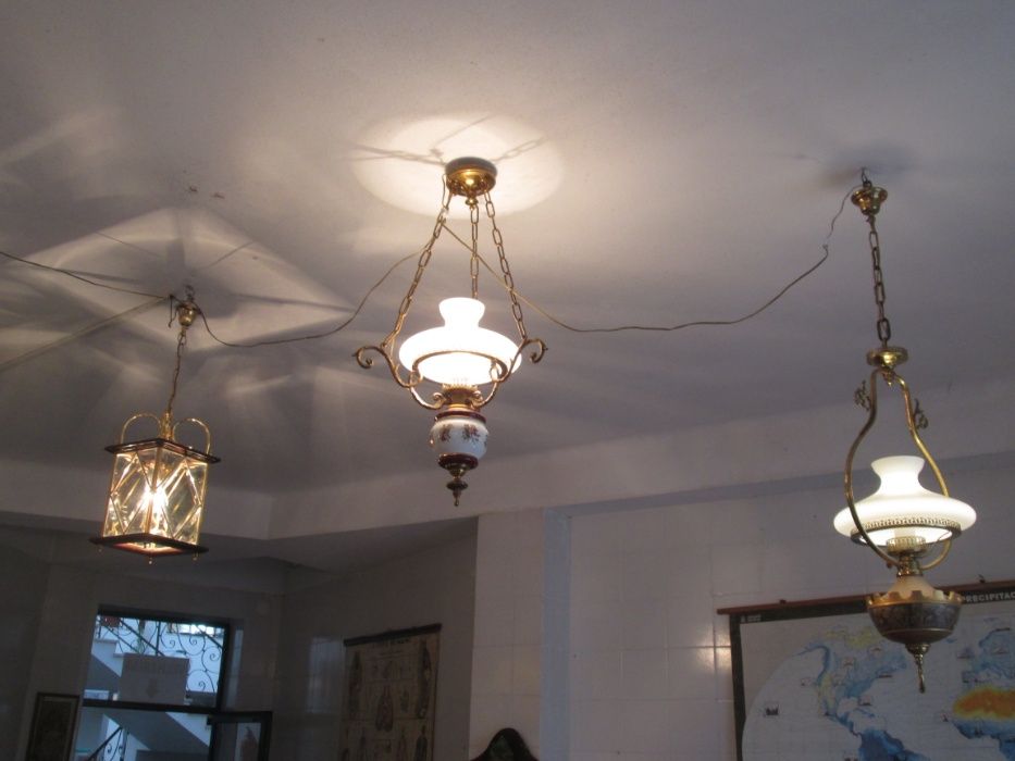 Candeeiros de Tecto e de Mesa