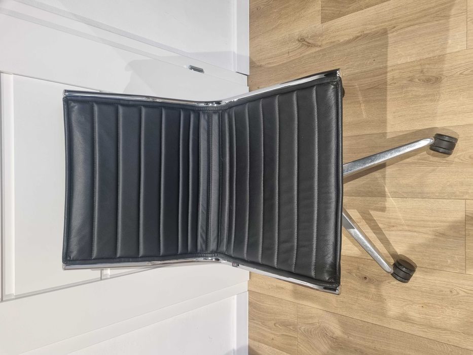 Fotel obrotowy LD Seating FLY 712 – styl, komfort i jakość!