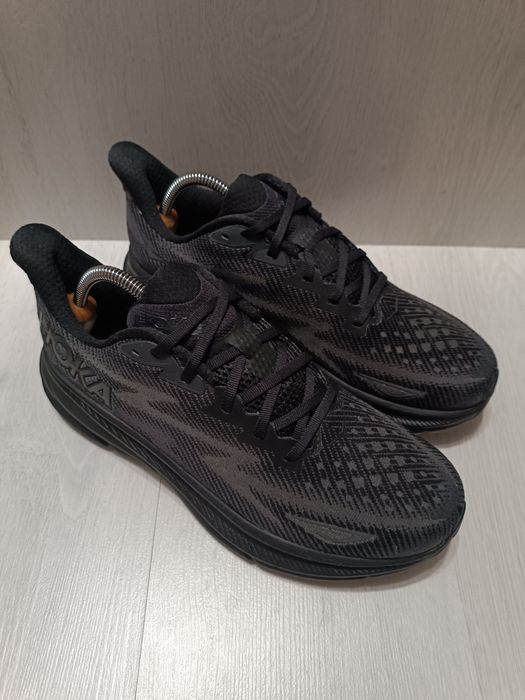 Hoka Clifton 9    44.5---28.5 см