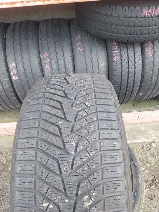 Opony Zimowe Yokohama 255/40R19 100V