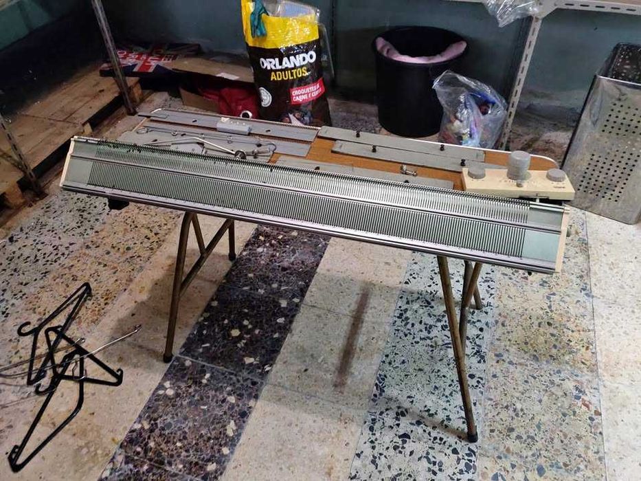 Máquina de tricotar (Não sei como funciona)