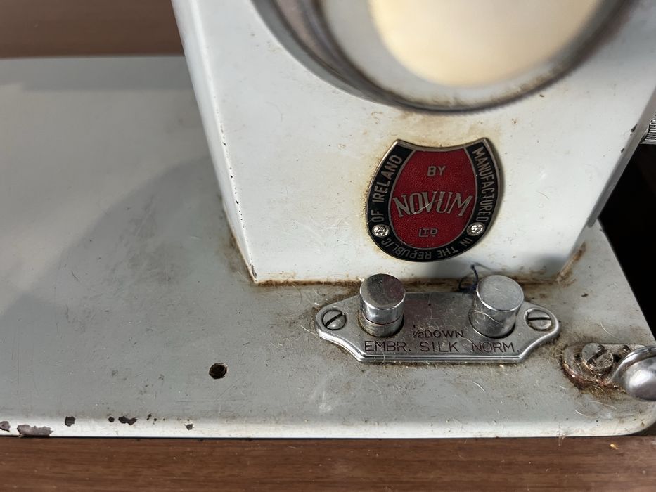 Maquina custura antiga