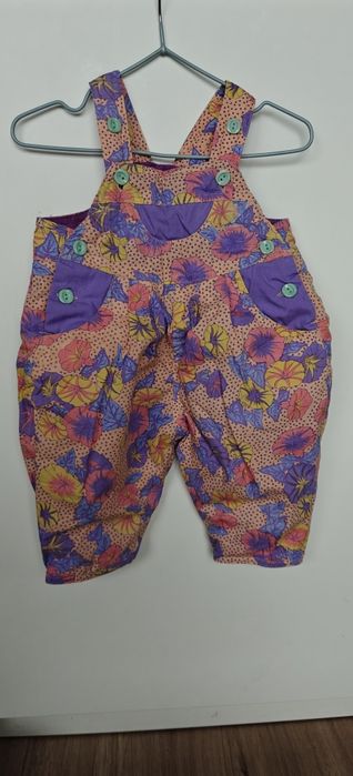 Pajacyk spodenki kombinezon w kwiaty 68