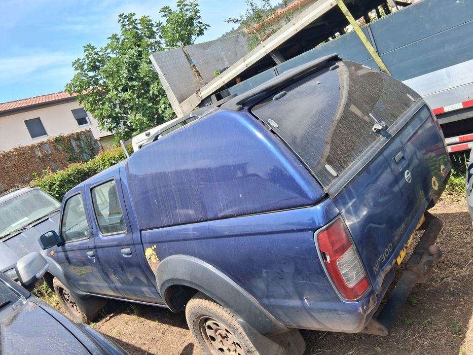 Nissan navara 2.5 d22 tampa preta 2009
