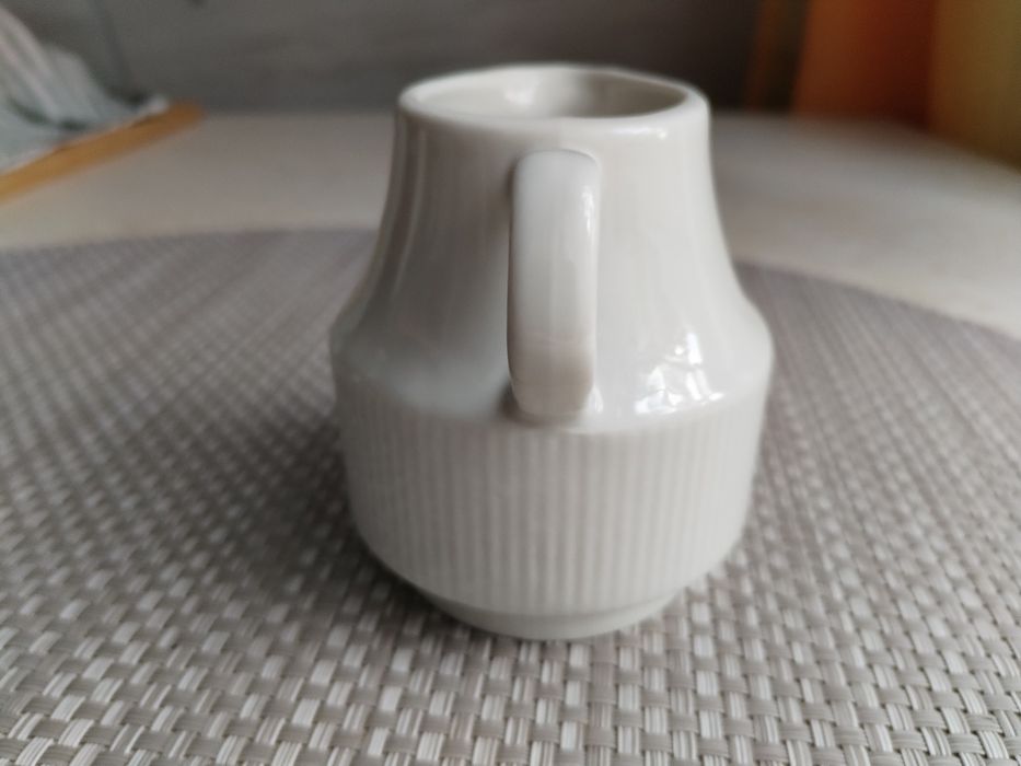 Mlecznik PRL dzbanek