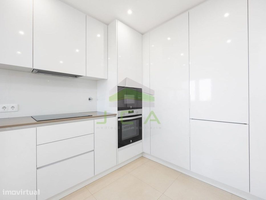 Apartamento T2 semi-novo