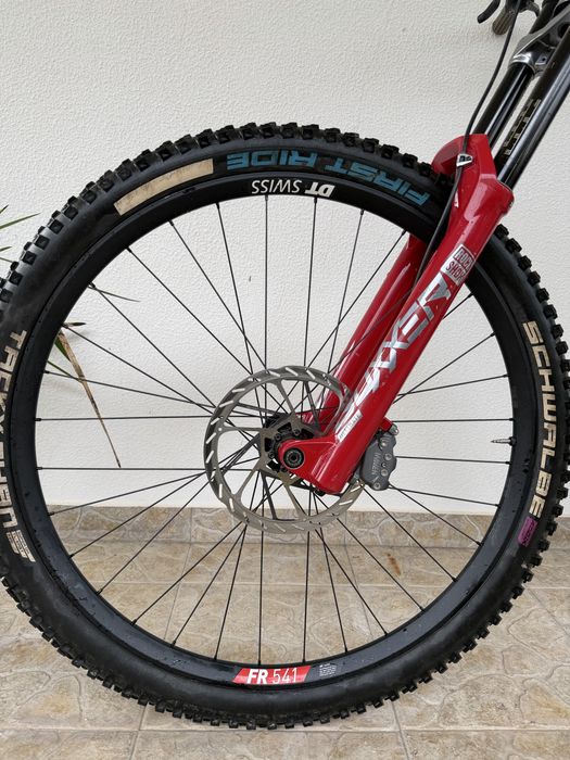 Commencal supreme v5