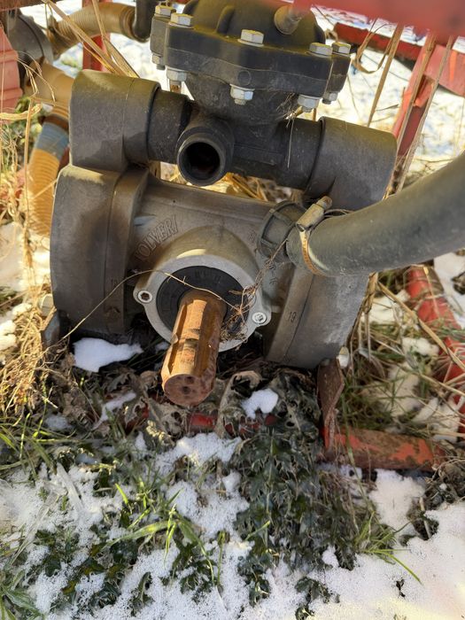 Опрыскиватель навесной 800л