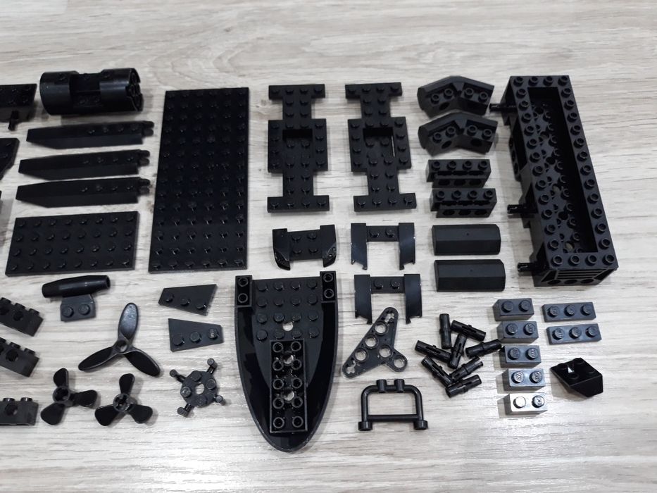 Klocki Lego ‐czarne elementy