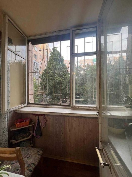 Продам 3-к квартиру, 2/9 поверх, на Таїрова, Академіка Корольова (3-194-189 ОФ)