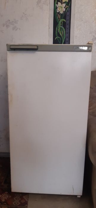 Продам б/у холодильник