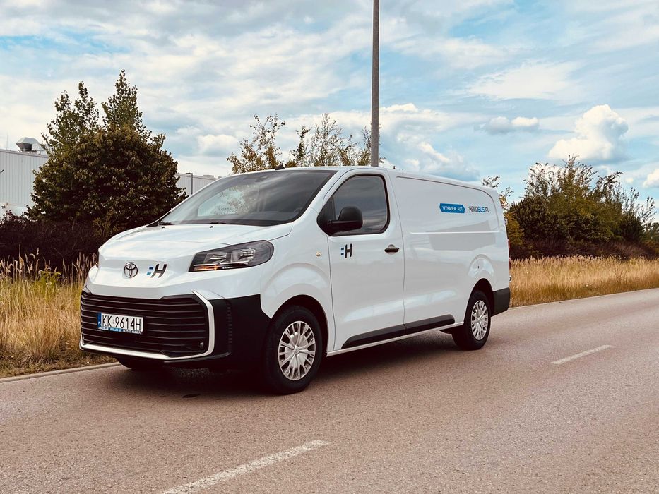 Bus wynajem Wrocław Proace Long Expert Trafic Caddy dostawczy tani