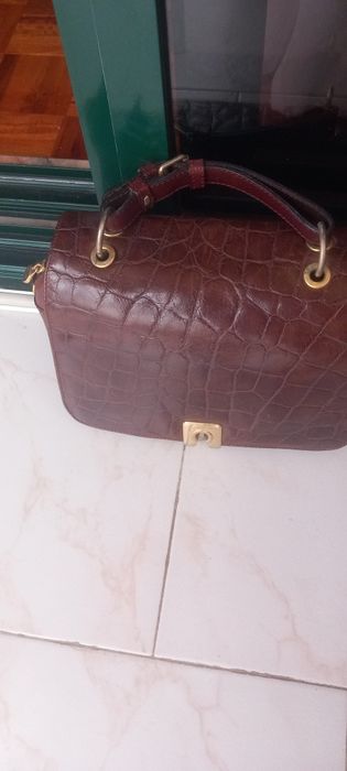 Mala de mão de senhora