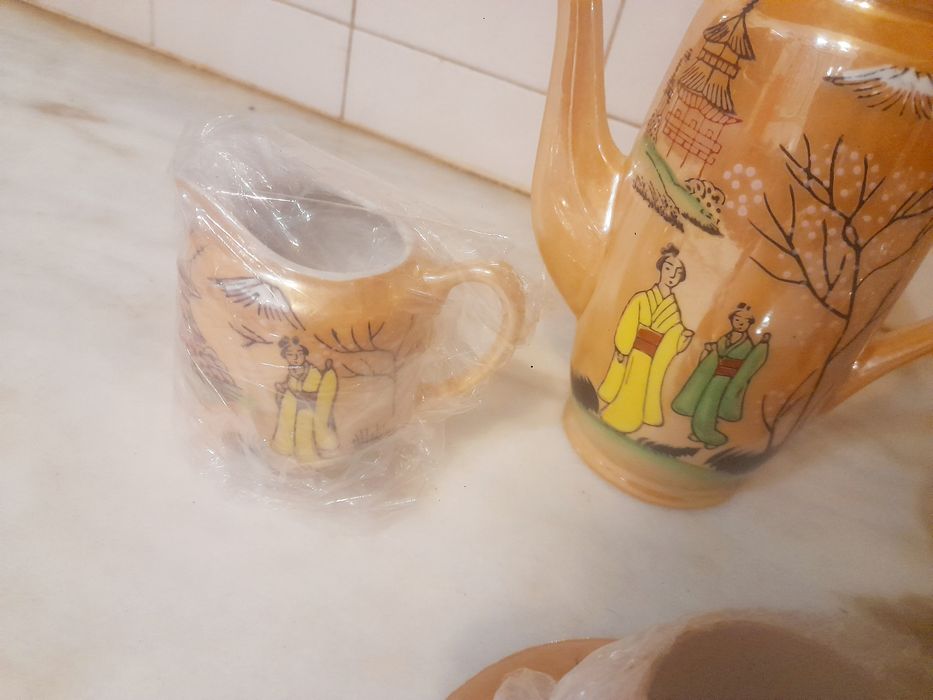 Conjunto de Peças Antigas em Porcelana de Conjunto de Café/Chá Japonês