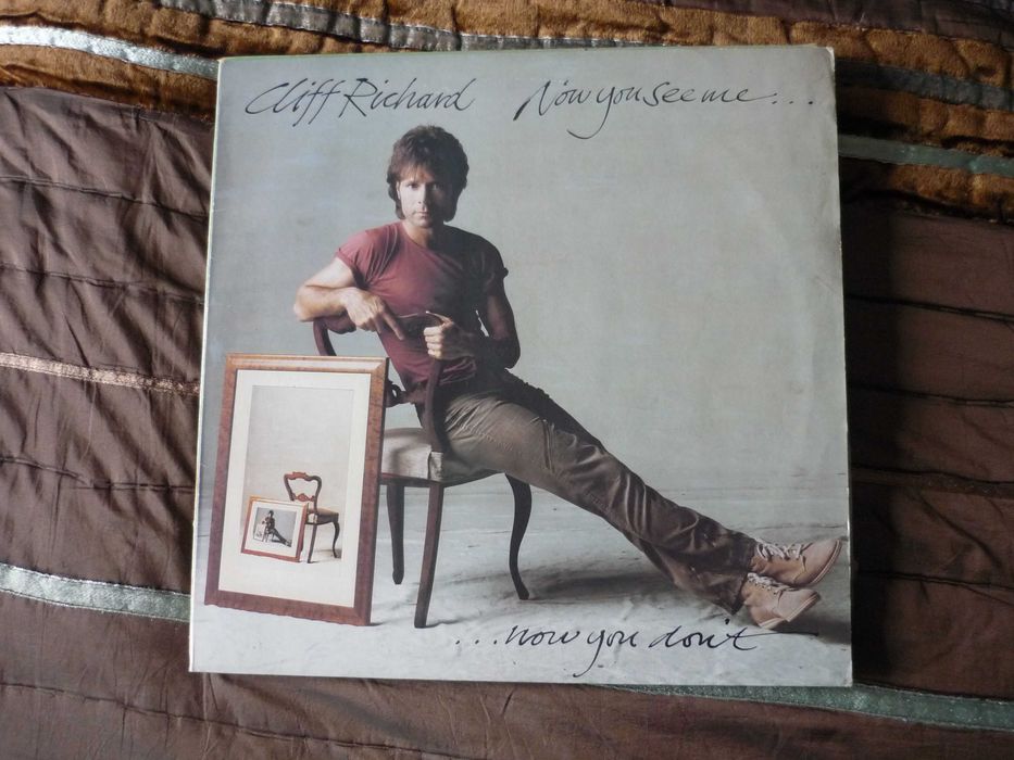 Selling Vinyl Records (LP)