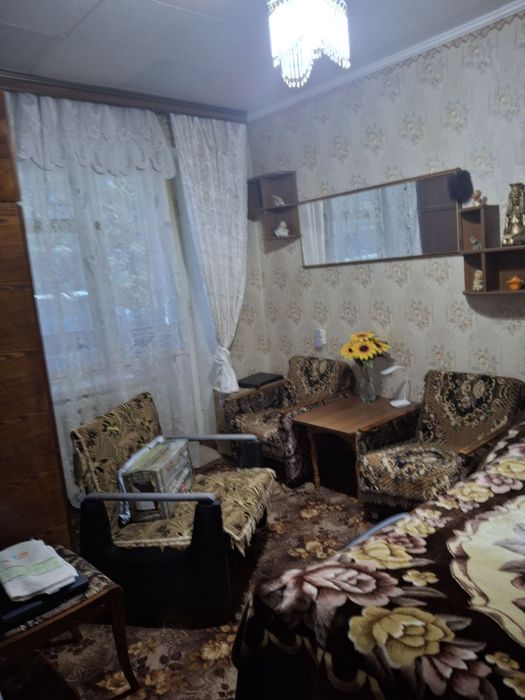 Продається затишна 3-х кімнатна квартира