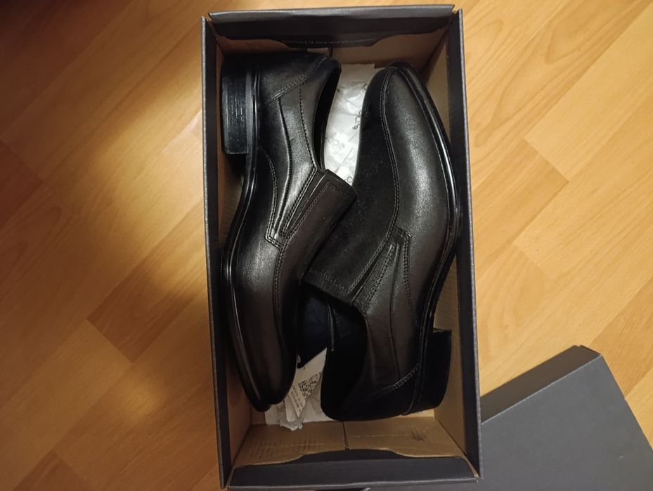 Взуття Екко нове з магазину