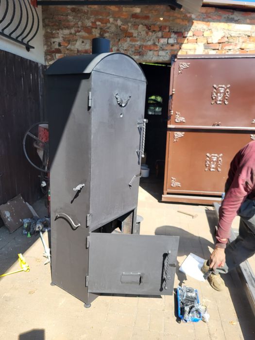 Super, masywna wędzarnia z bocznym paleniskiem