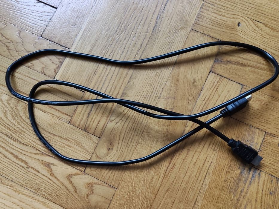 Sprzedam kabel HDMI