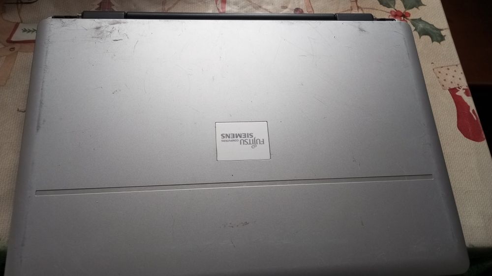 продам ноудбук SIEMENS