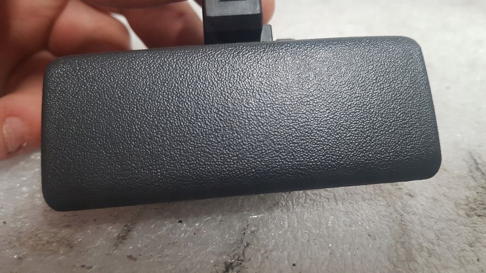 klamka zamek schowka sedici/ sx4 oryginal