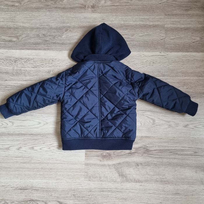 Jesienna kurtka chłopięca