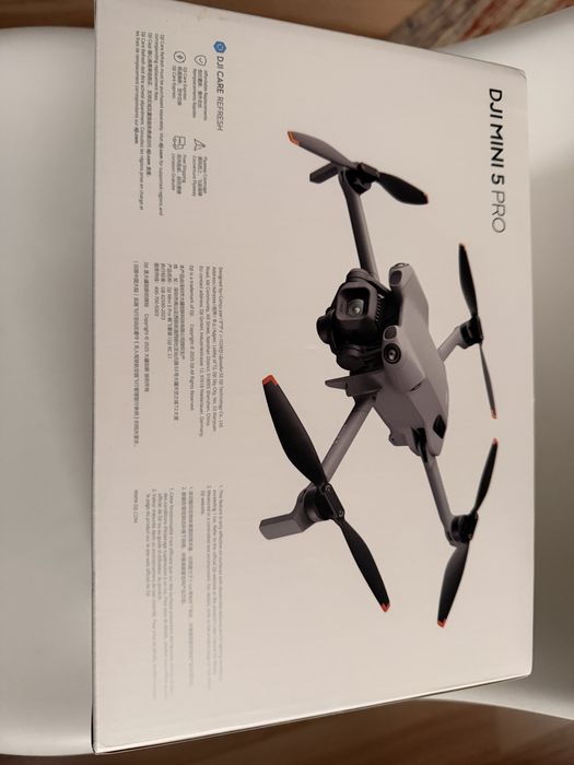 Drone DJI mini 5 pro  Fly More Combo + DJI Care