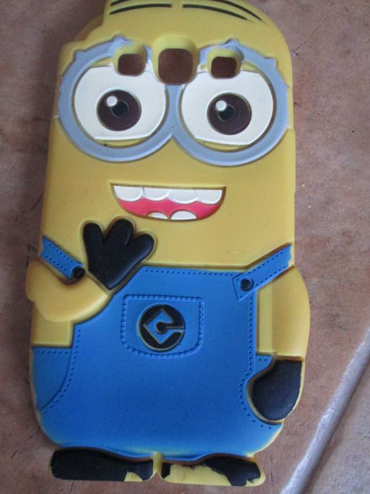 Centro de mesa em linho e capa para telemoveis j5 e j3