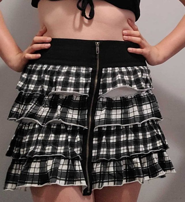 spódniczka czarno-biała na gumkę KappAhl 170