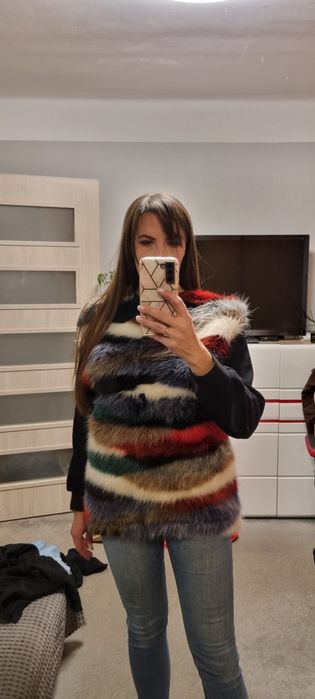 Piękna bluza futerkowa