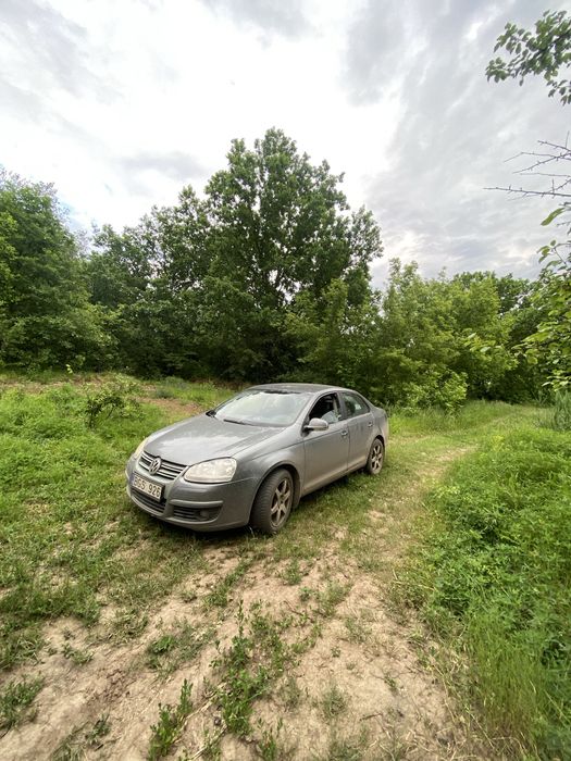 Обменяю Volkswagen jetta 5 2006 1.6