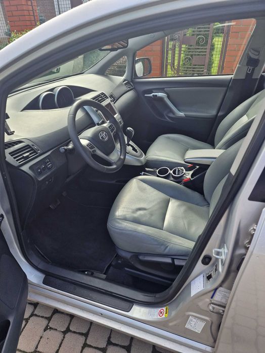 Toyota Verso  АКП TOP комплектація!