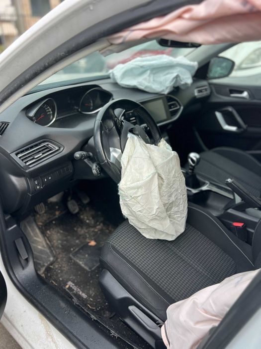 Peugeot 308 1.6 HDI Para peças