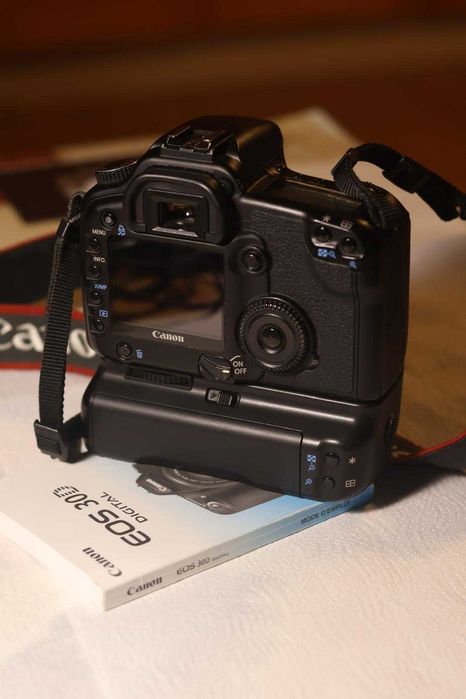 Canon EOS 30D DSLR
