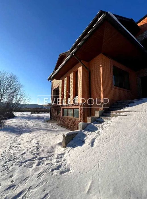 Продаж будинку 457м2, с. Романків, Київська обл.