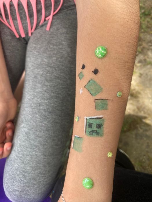 Estrela Mágica - Animação Infantil / Babysitter ao domicílio