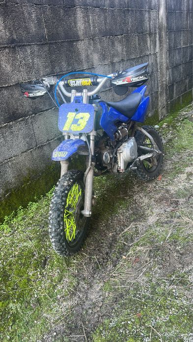 Pit bike 110cc a puxar mesmo bem