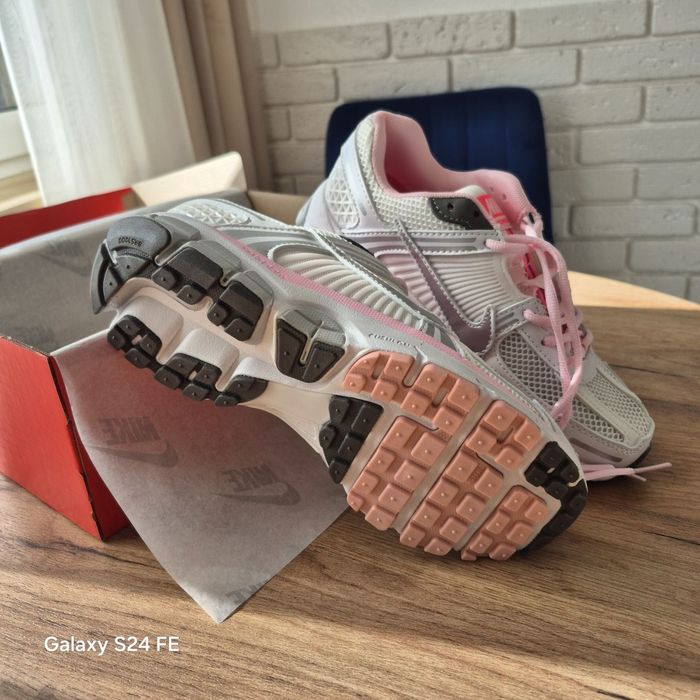 НОВІ‼️Nike Zoom Vomero 5 white / жіночі кросівки найк  37 38 39 40 41