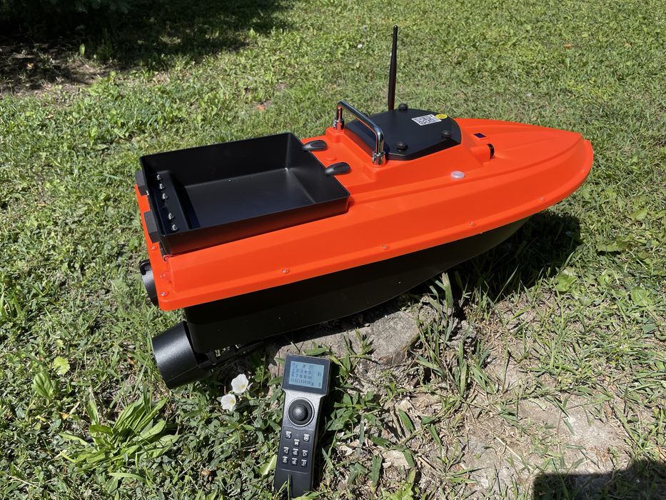 Короповий кораблик D80 B з GPS для завезення прикормки Карповий для риболовлі Карповый кораблик для завоза прикормки рыбалки