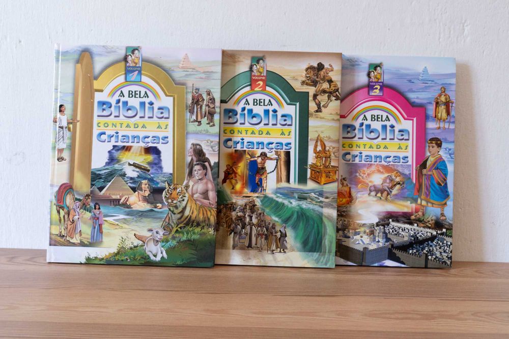 A Bíblia Contada às Crianças ( Vol. 1, 2 e 3)