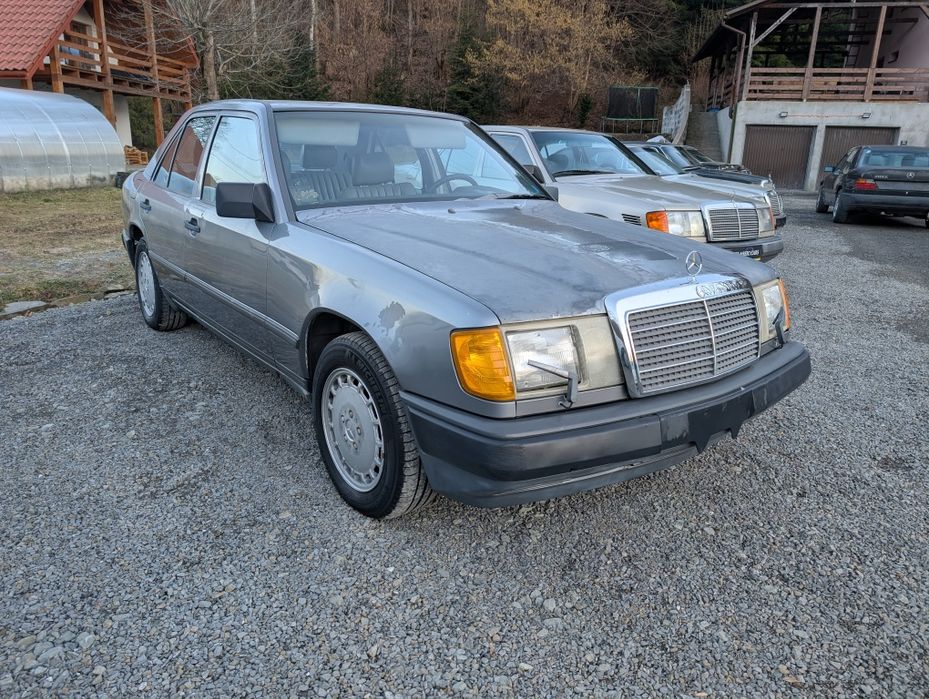 Mercedes Benz W124 300 TURBO DIESEL