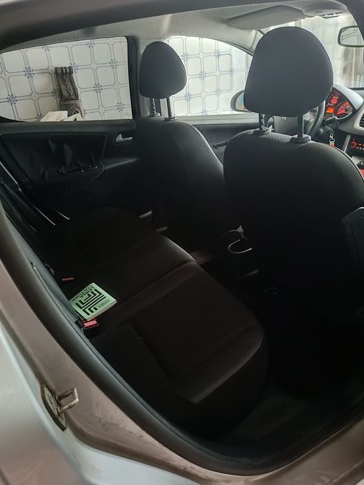 Peugeot 207 53 000kms reais