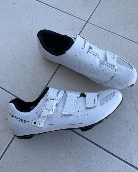 Shimano RP5 — Tamanho 44 + Cleats LOOK KEO 4.5