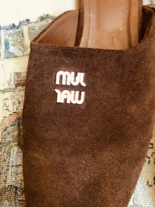 Замшеві мюлі в стилі Miu Miu (41 розмір)