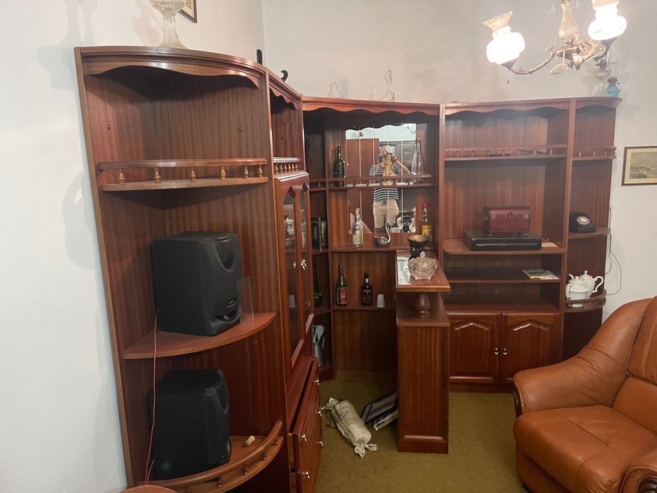 Vendo pela melhor oferta móvel de sala bar ….