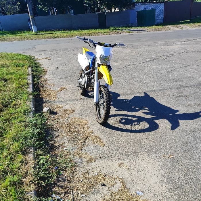 Продам питбайк Бартон СРОЧНО так как выезжаю за границу