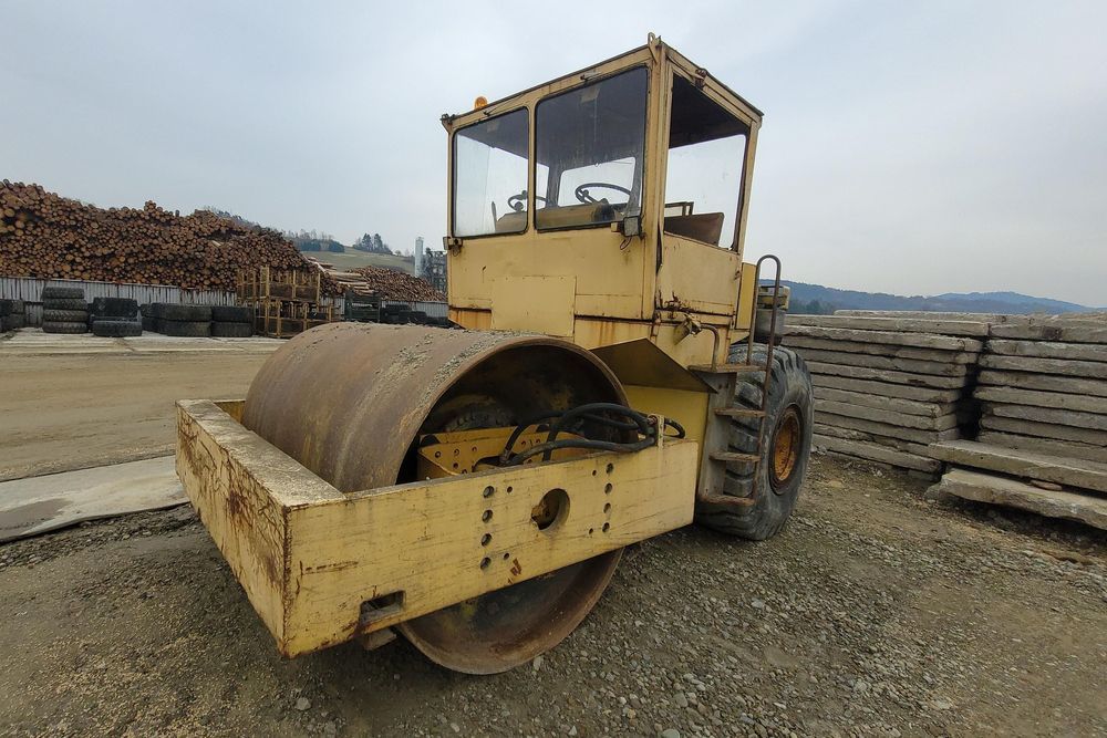 Walec ZTS Stavostroj VV200 – 20 Ton – Silnik Zetor