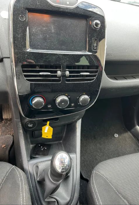 Renault Clio IV 1.5DCI Ano 2014 Para Peças